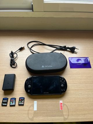 Console Sony PS Vita Nera + Accessori