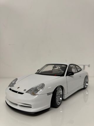 Porsche 911 GT3 RSR 1:18 Autoart