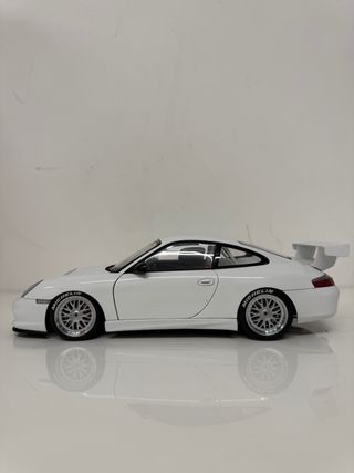 Porsche 911 GT3 RSR 1:18 Autoart