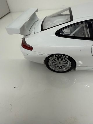 Porsche 911 GT3 RSR 1:18 Autoart