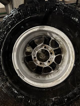 Llantas Mitsubishi Montero