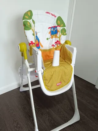 Trona Piku con estampado infantil
