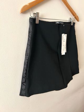 Falda pantalon Zara corte lateral