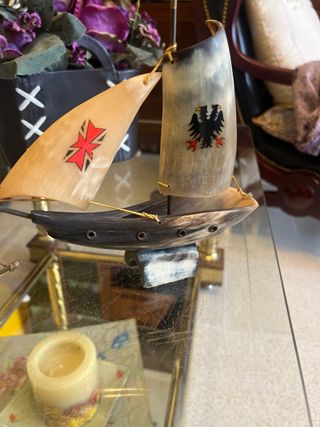 Carabelas de hueso y concha