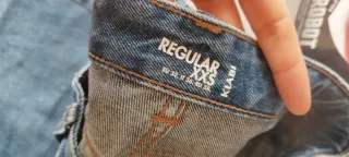 Lote 2 Vaqueros Benetton y Kiabi Niño 12-14