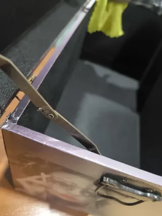 Baúl decorado mujer con máscara
