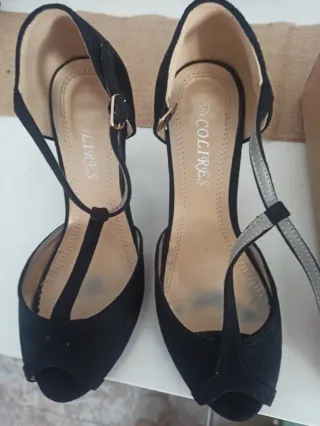 Zapatos de tacón negros talla 38