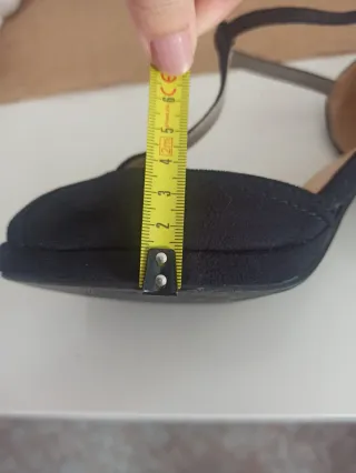 Zapatos de tacón negros talla 38