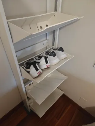 Zapatero blanco de plástico