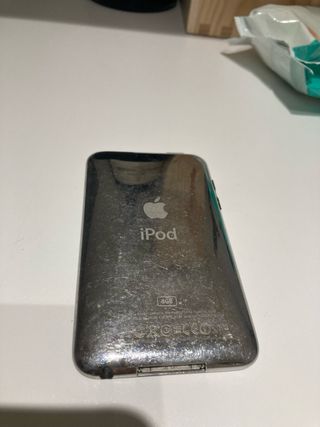 iPod Touch 1ª Generación Plata