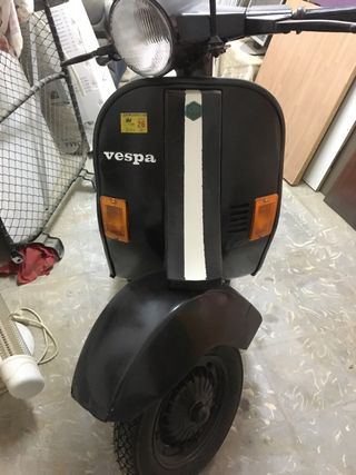 Vespa PKXL125 Negra y Blanca