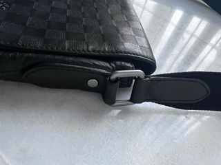 Bandolera Louis Vuitton Negra