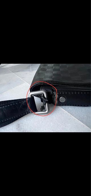 Bandolera Louis Vuitton Negra