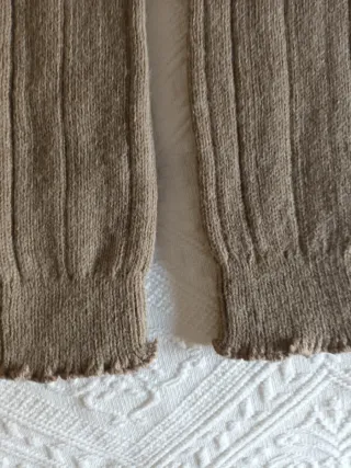 Calientapiernas de lana marrón