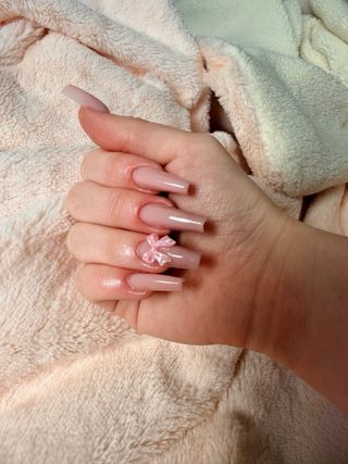 Manicura. servicios : Agenda tu cita 605-239666