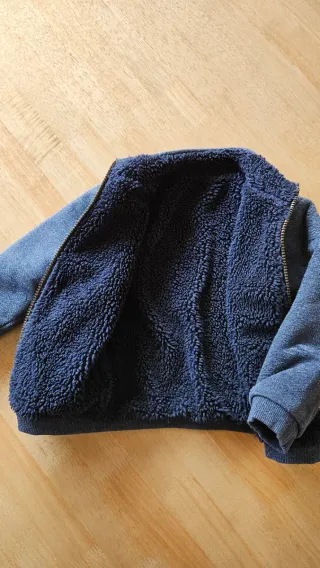 Abrigo niño azul 92cm