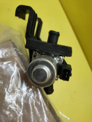 GRIFO VALVULA CALEFACCION FORD 1014585