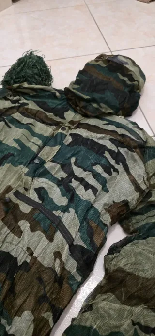 Ghillie completo per mimetizzarsi