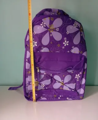 Mochila Morada Flores. A estrenar