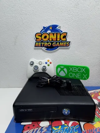 Lote Xbox 360 elite 250 GB Negra + Juegos