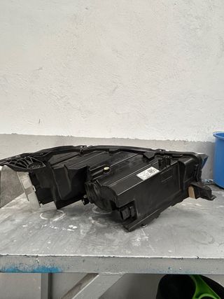 Faro delantero izquierdo Opel Corsa F Full led .