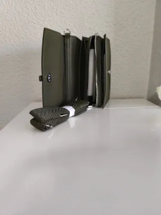 Monedero bandolera señora piel verde también bille