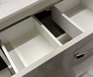 Mueble baño suspendido + columna + grifo