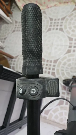 Patinete Cecotec Bongo D40 XL Connected