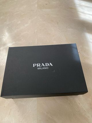 Caja Prada Nueva Sin Usar
