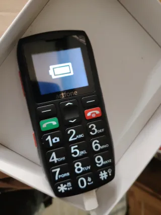 Teléfono Móvil Artfone Negro y Rojo