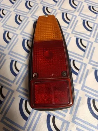 Faro Trasero izquierdo Renault 8 Original