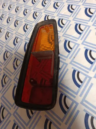 Faro Trasero izquierdo Renault 8 Original