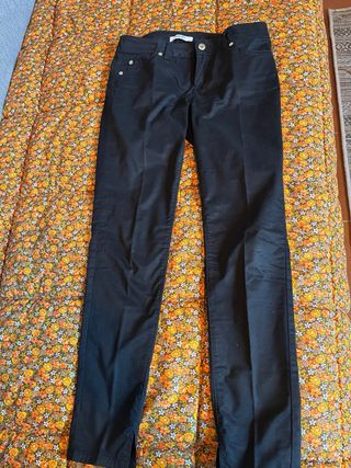 Pantalón pitillo Liu Jo negro satinado