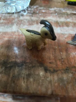 Huevo Kinder Dinosaurio