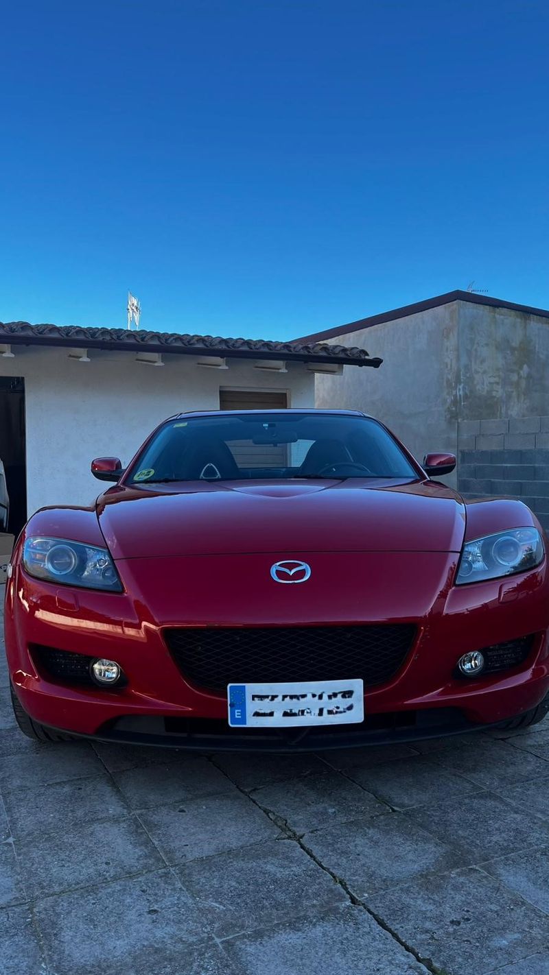 Mazda RX-8 - foto 1