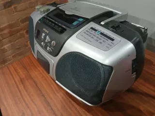 Radio Cassette Aiwa Gris/Plata