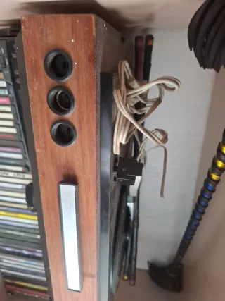Tocadiscos antiguo radiola
