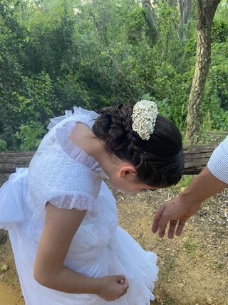 Corona ceremonia niña comunión flores