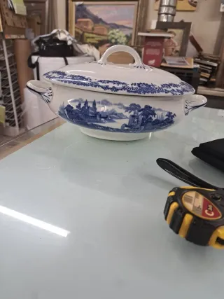Sopera Pickman Azul y Blanca