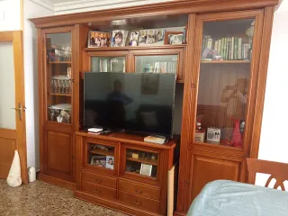 Mueble comedor cerezo y mesa extensible