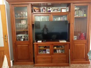 Mueble comedor cerezo y mesa extensible