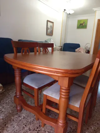 Mueble comedor cerezo y mesa extensible