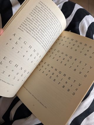 Libro arte escondido en las letras de la imprenta