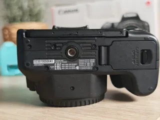 Canon EOS 200D + lente KIT