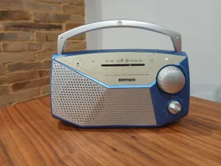 Radio Portátil Berthen AM/FM 2 Bandas
