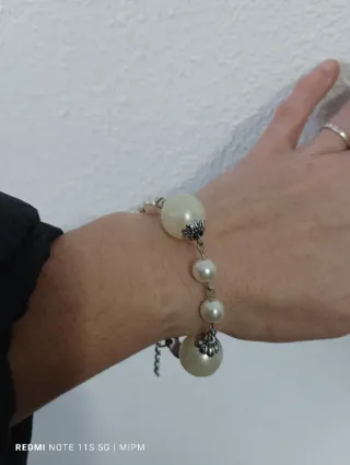 Pulsera de perlas y plata
