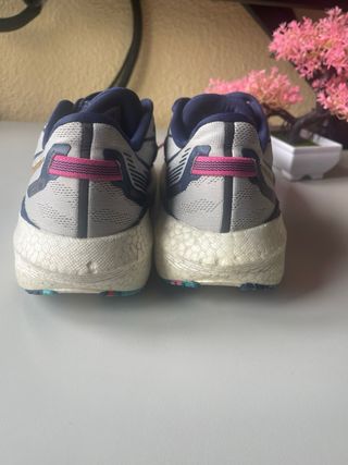 Saucony Triumph 20 (42)