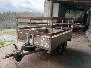 Remolque plataforma coche