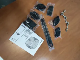 Nuovo parco esagonale per animali domestici