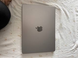 MacBook Pro M3 Plata/Gris Espacial